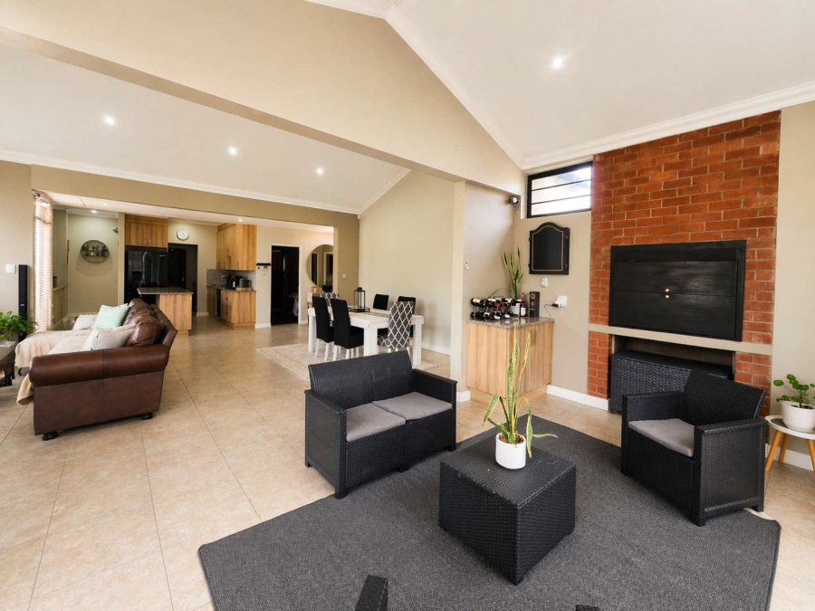 4 Bedroom Property for Sale in Wild Olive Estate Free State